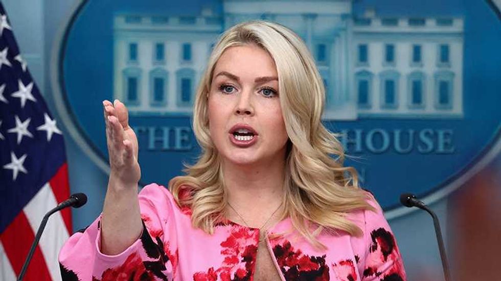 Fact checker exposes Trump’s golf weekend after Leavitt claims he has a lot 'on his plate'